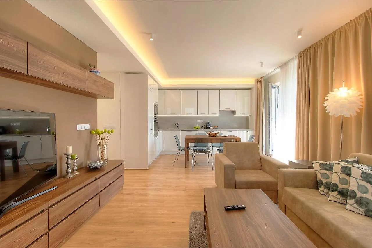 براغ Exclusive Apartments In Luka